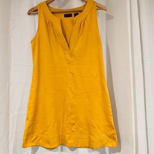 Mustard yellow jumper